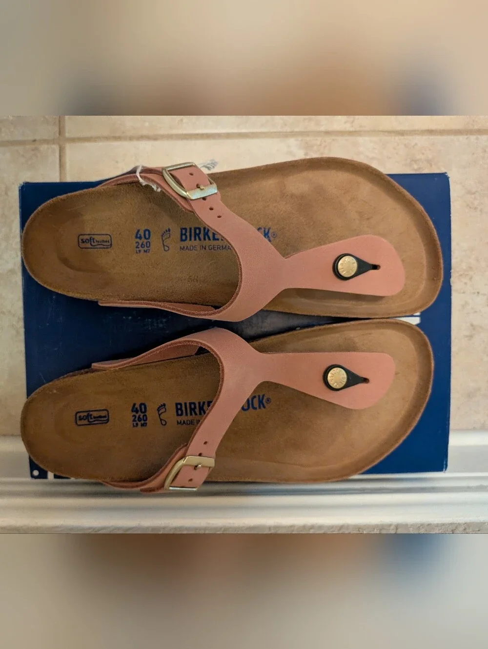 Birkenstock Gizeh Sandals in Blush Pink with Gold Hardware (Women's)